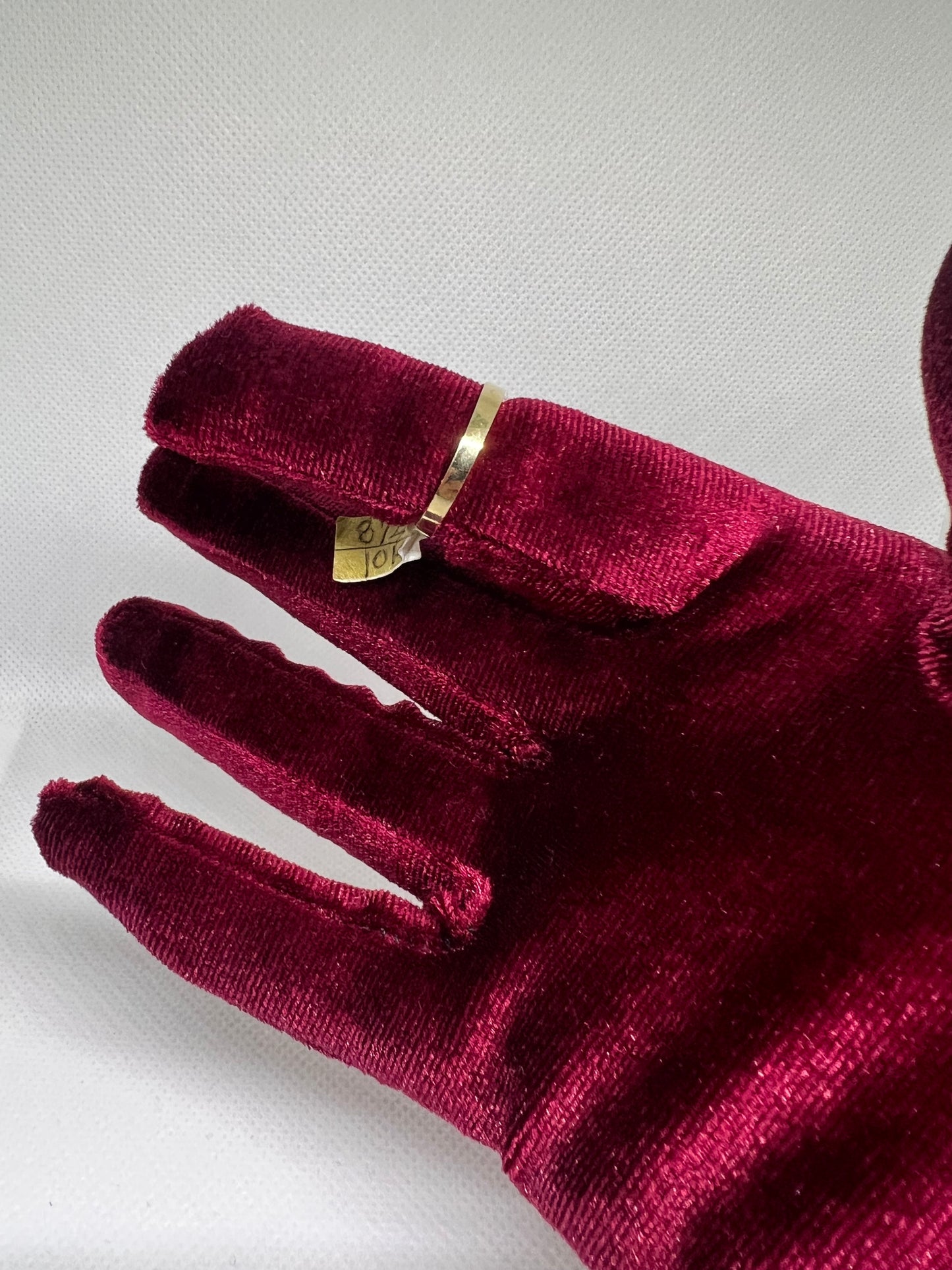 10K Solid Gold Hamza Ring - Chain Included