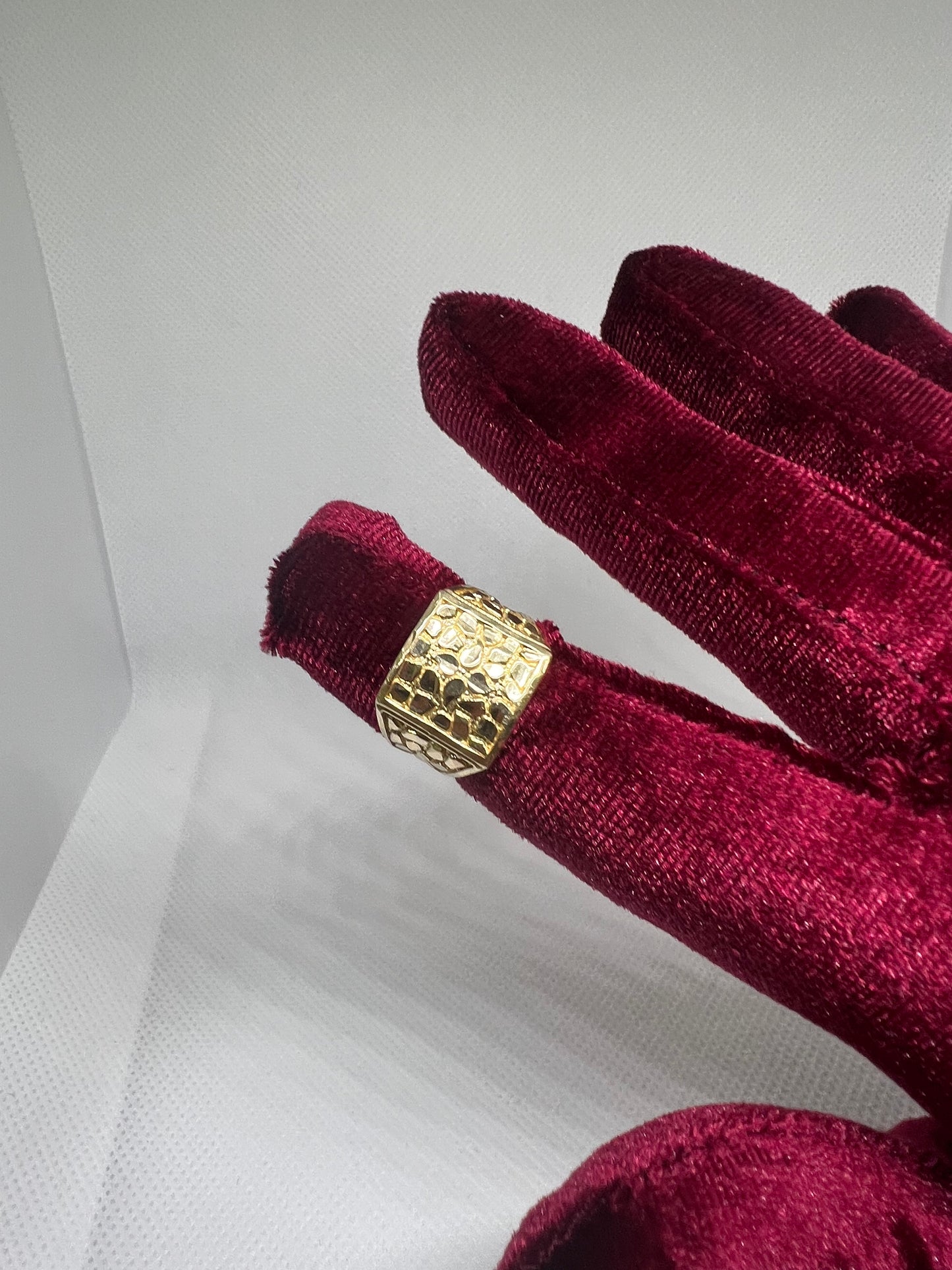 10K Solis Gold Nugget Ring - Chain Included