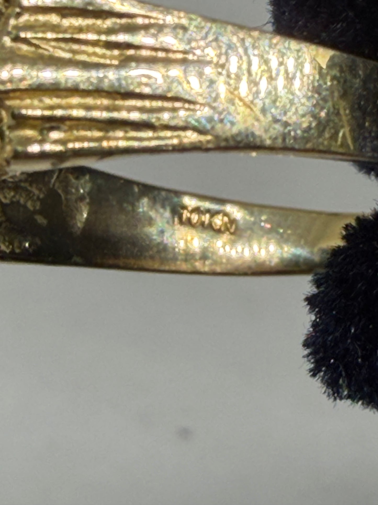 10K Solid Gold Nugget Ring - Size 11