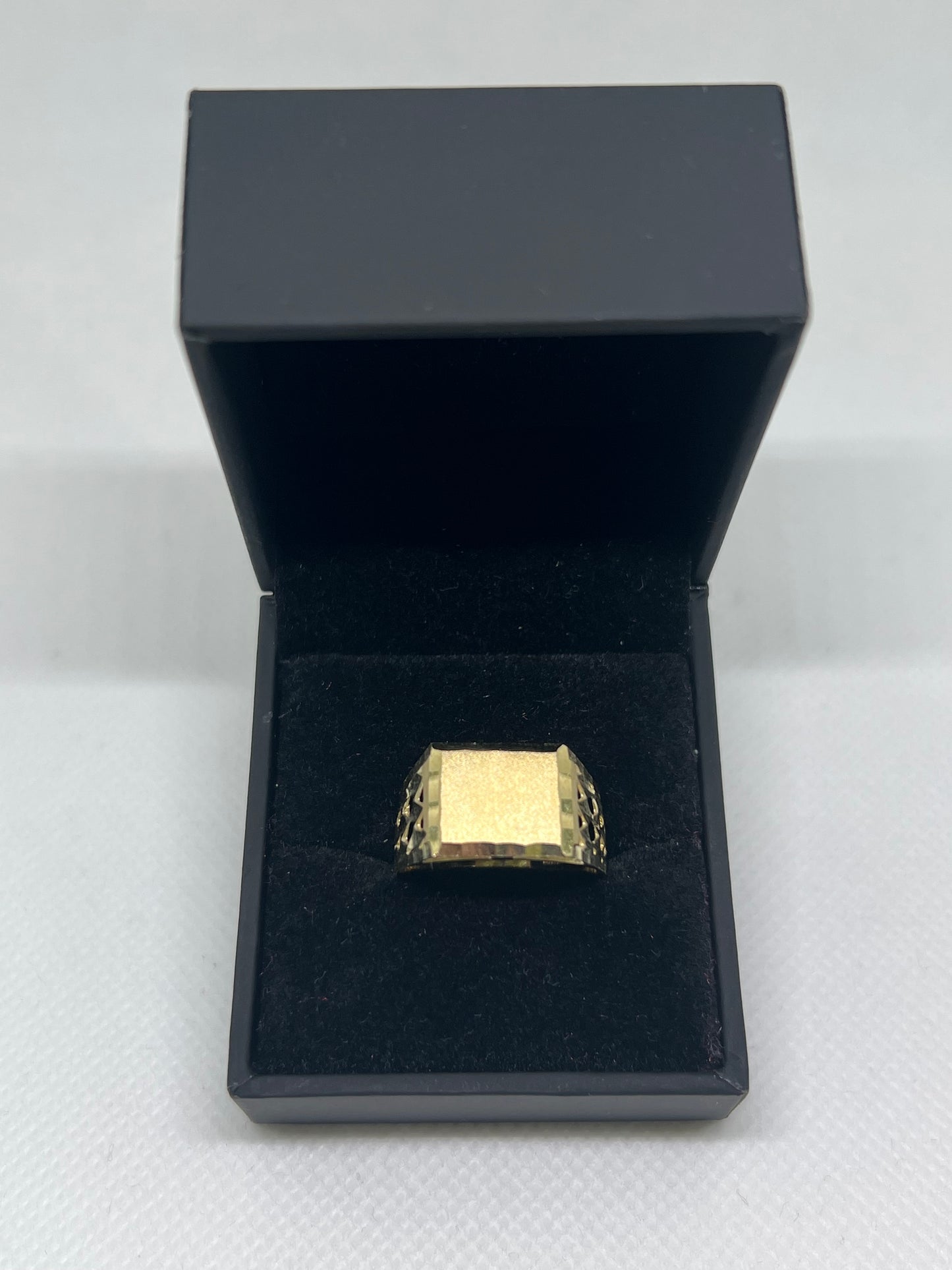 10K Solid Gold Mens Ring - Chain Included