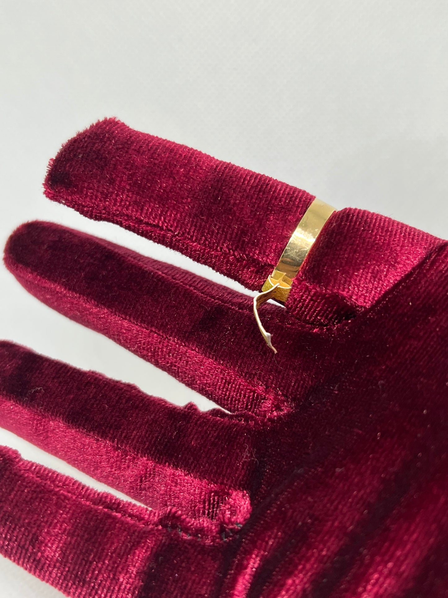 10K Solid Gold Onyx Ring - Chain Included