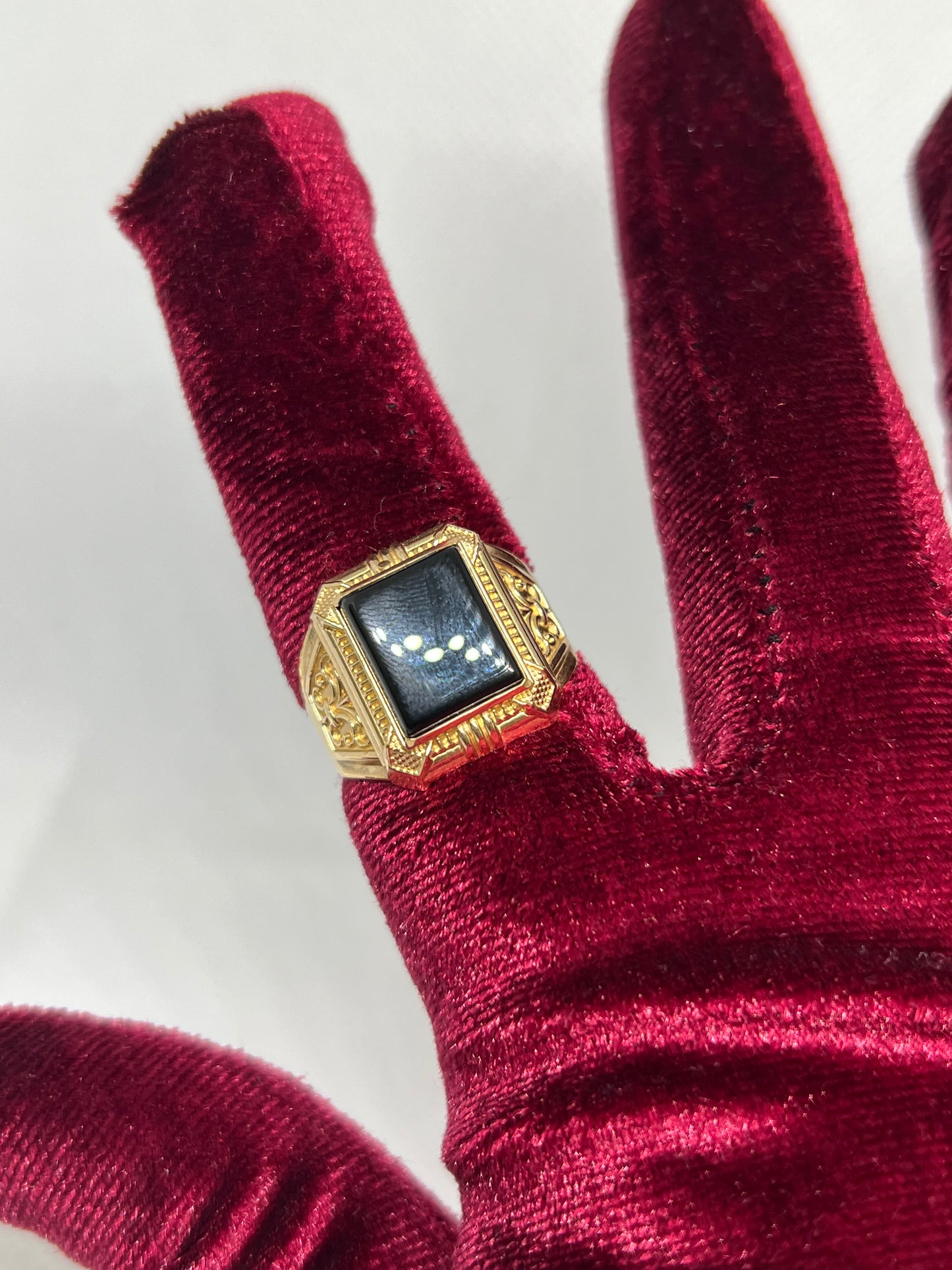 10K Solid Gold Onyx Ring - Chain Included