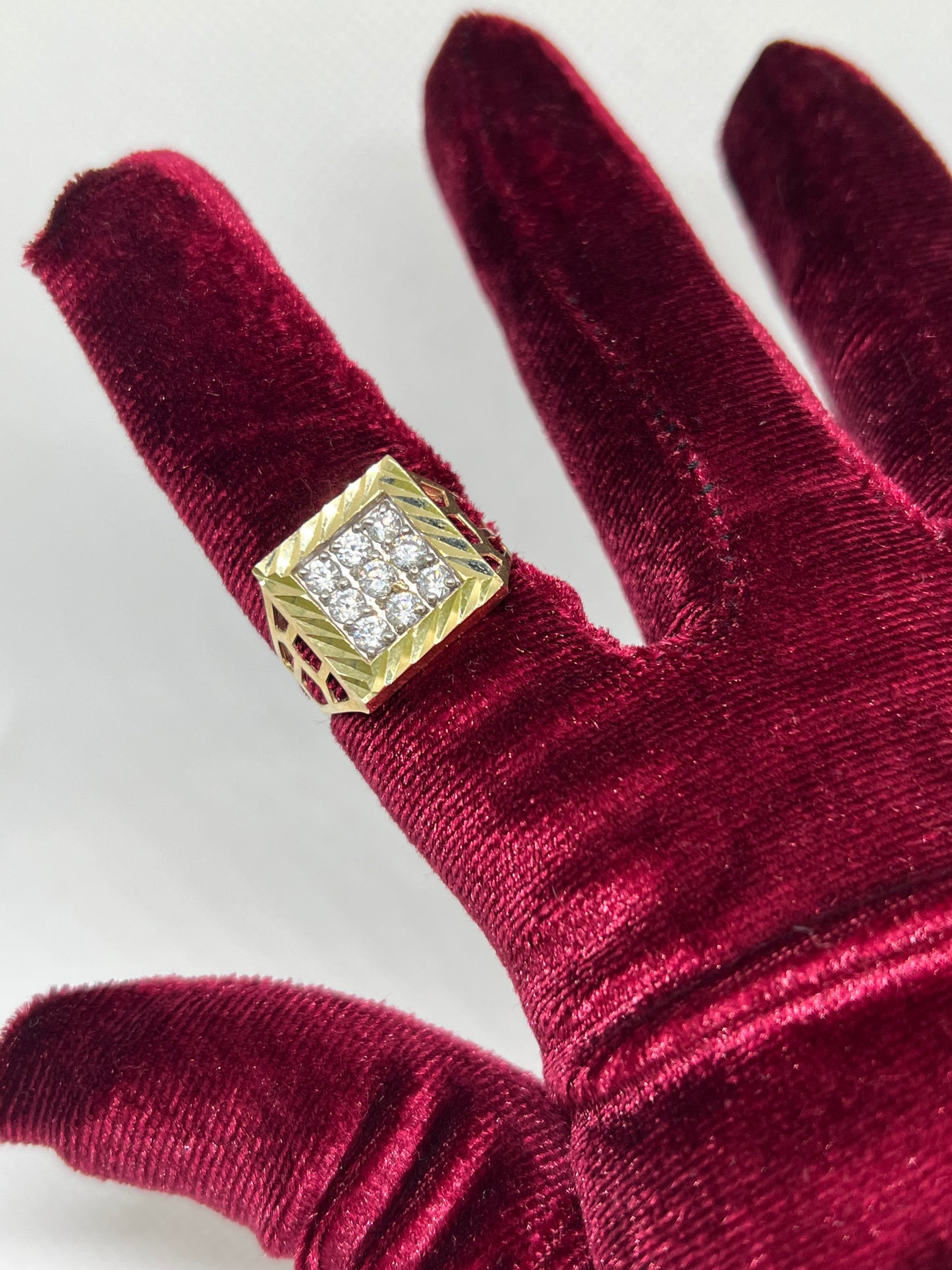 10K Solid Gold Mens Ring - Chain Included