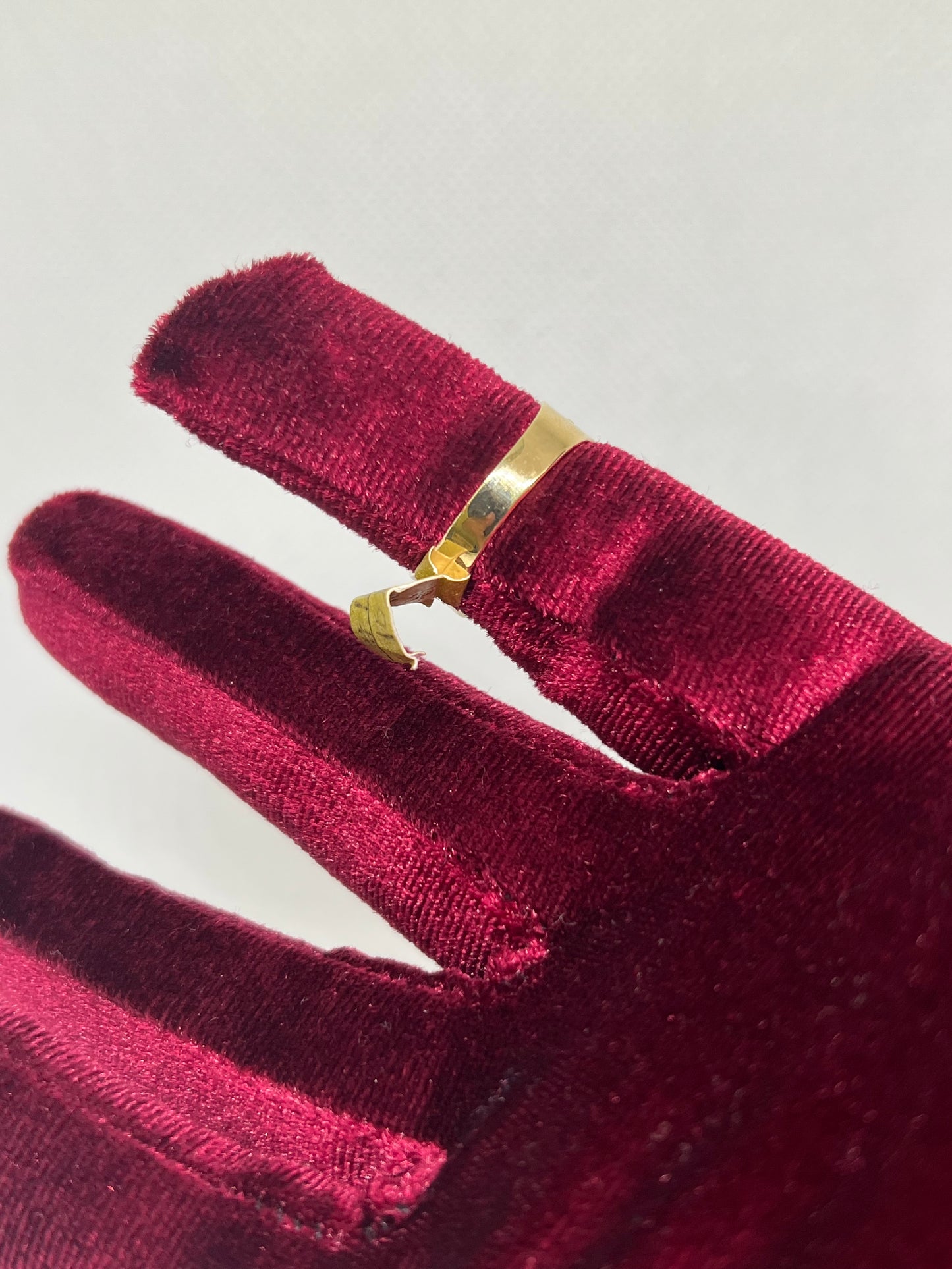 10K Solid Gold Masonic Ring - Chain Included