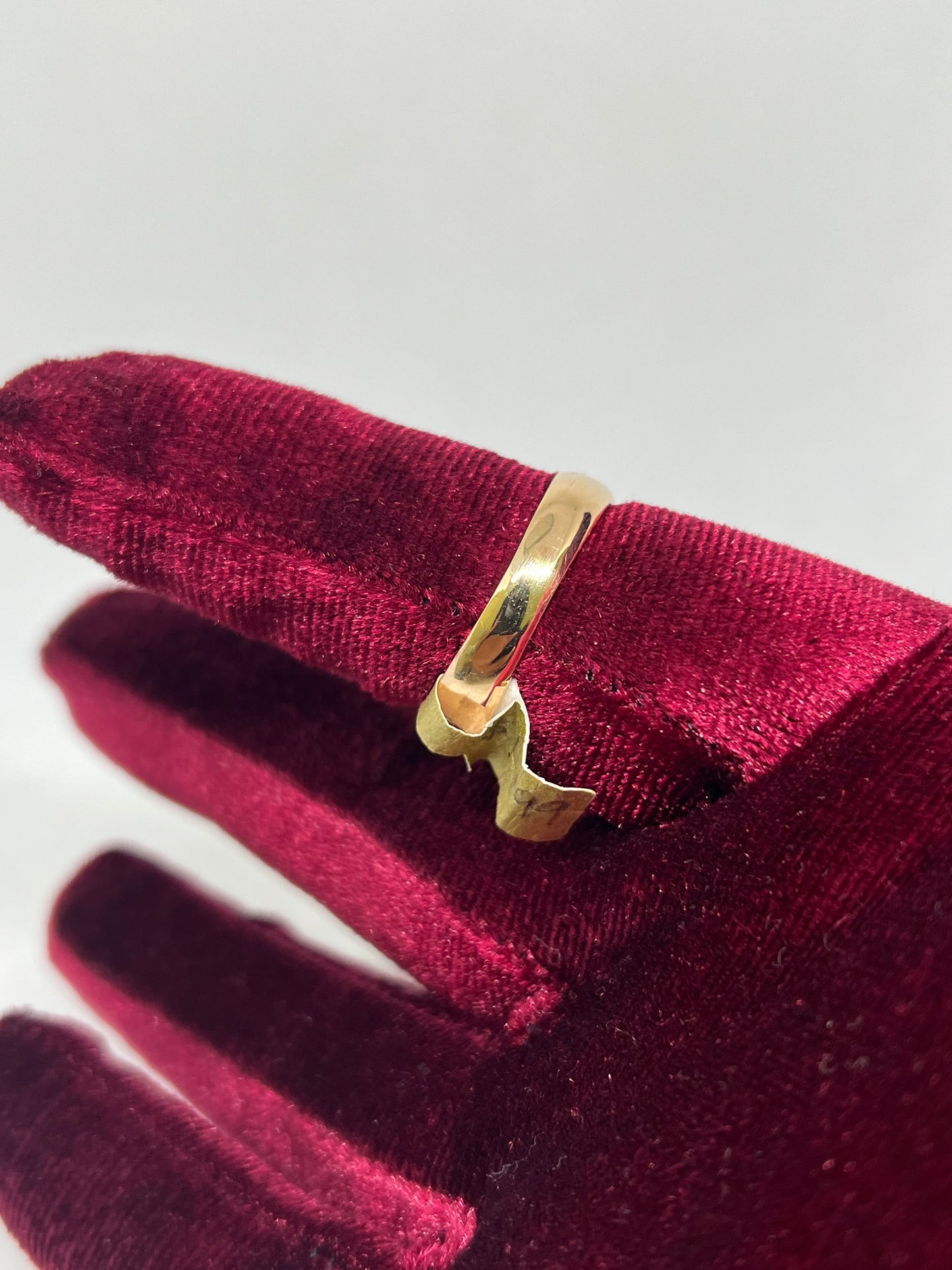 10K Solid Gold Masonic Ring - Chain Included