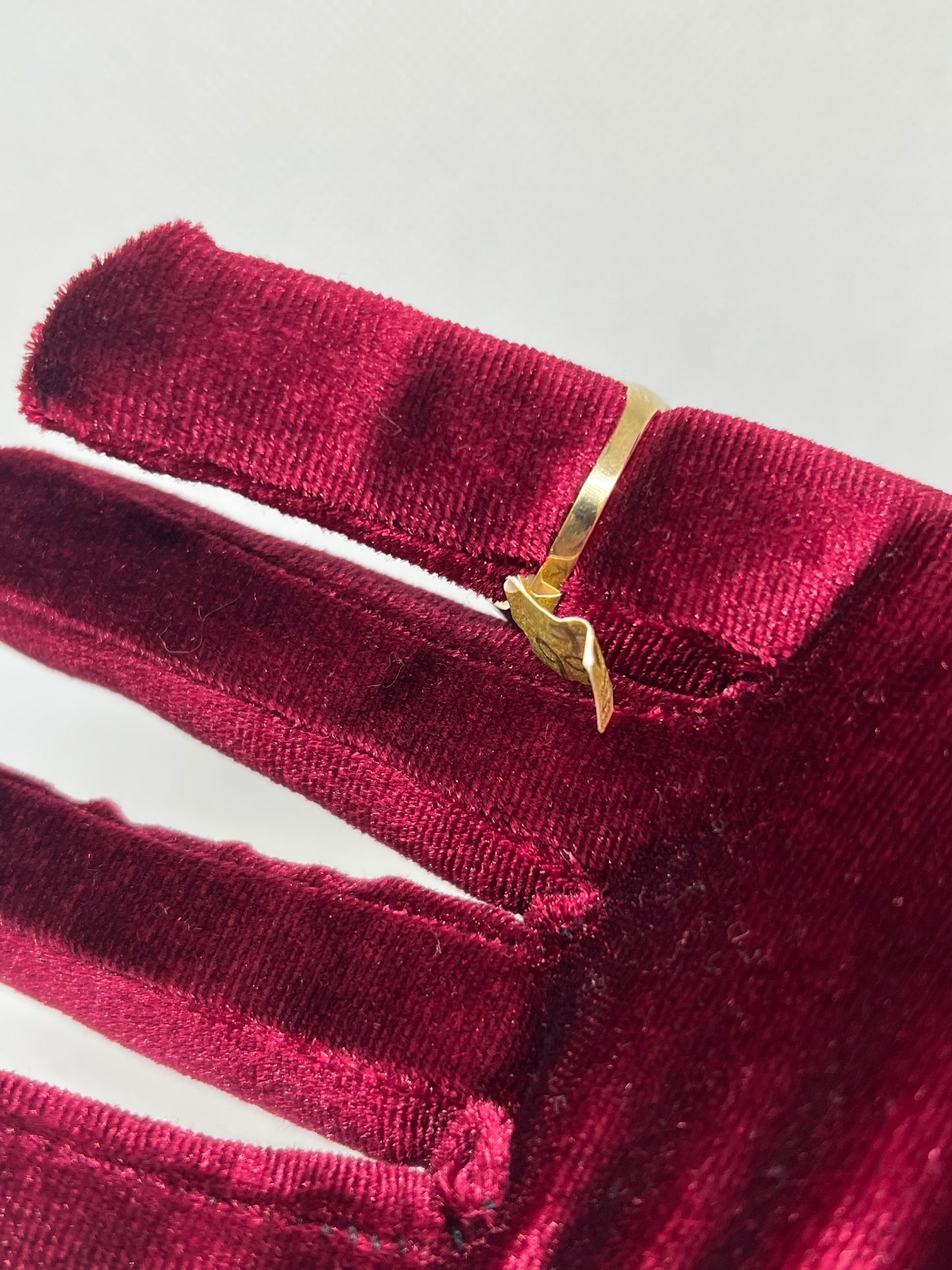 10K Solid Gold Last Supper Ring - Chain Included