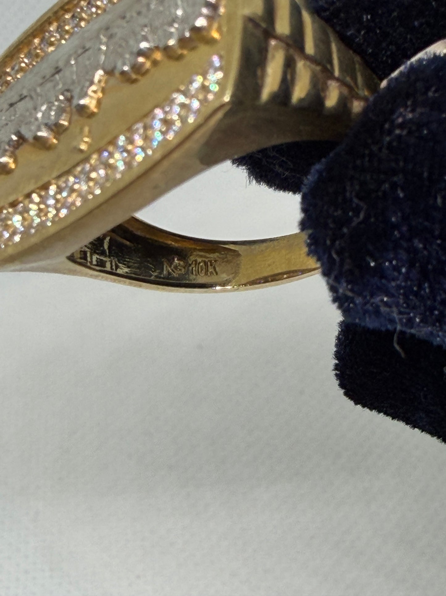 10K Solid Gold Last Supper Ring - Size 10