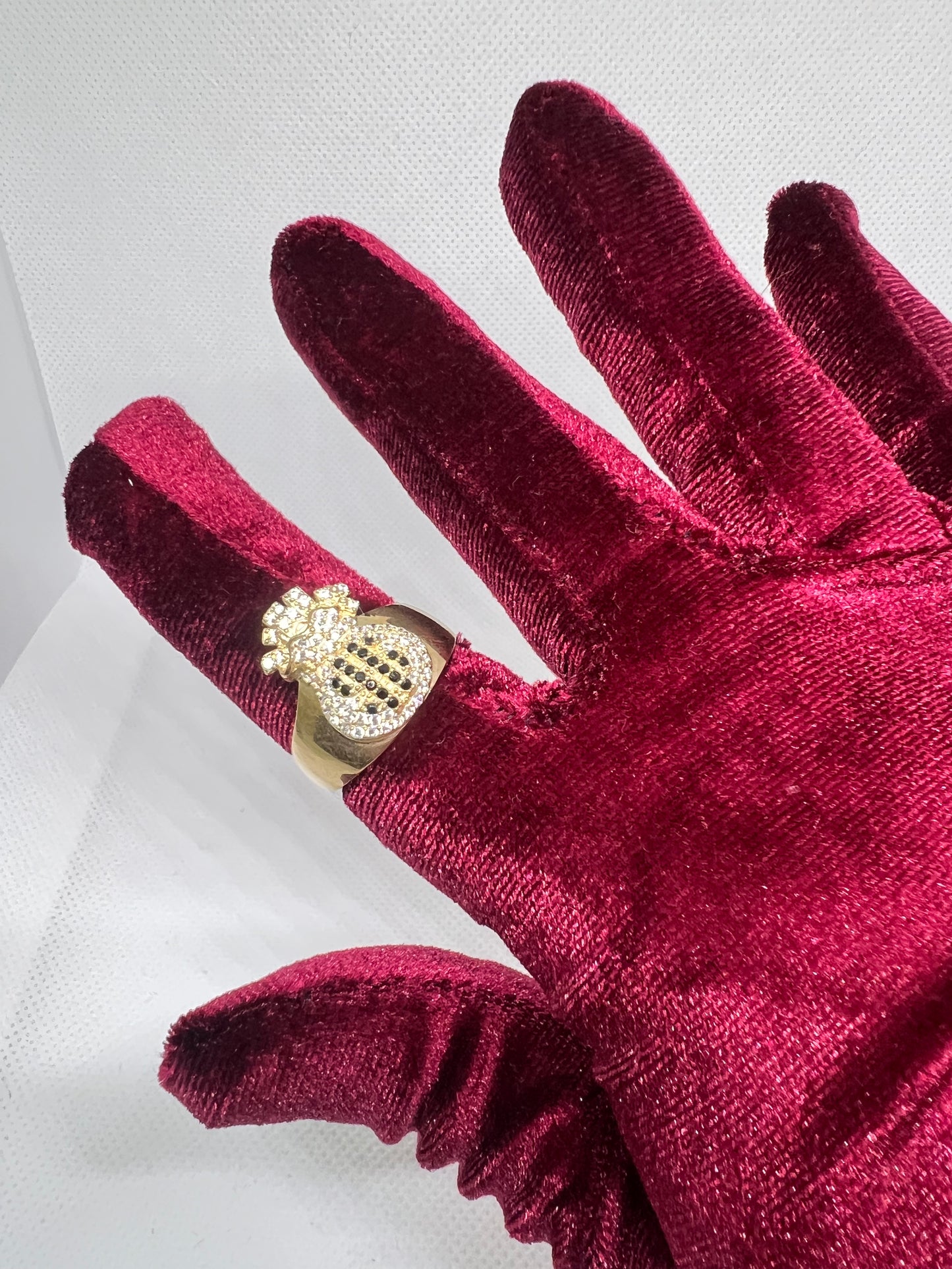 10K Solid Gold Moneybag Ring - Chain Included