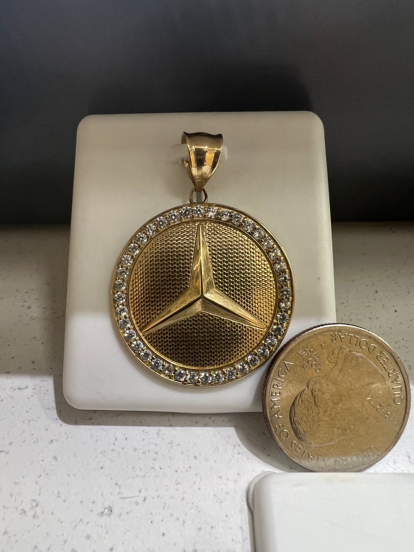 10K Gold Mercedes Logo Pendant
