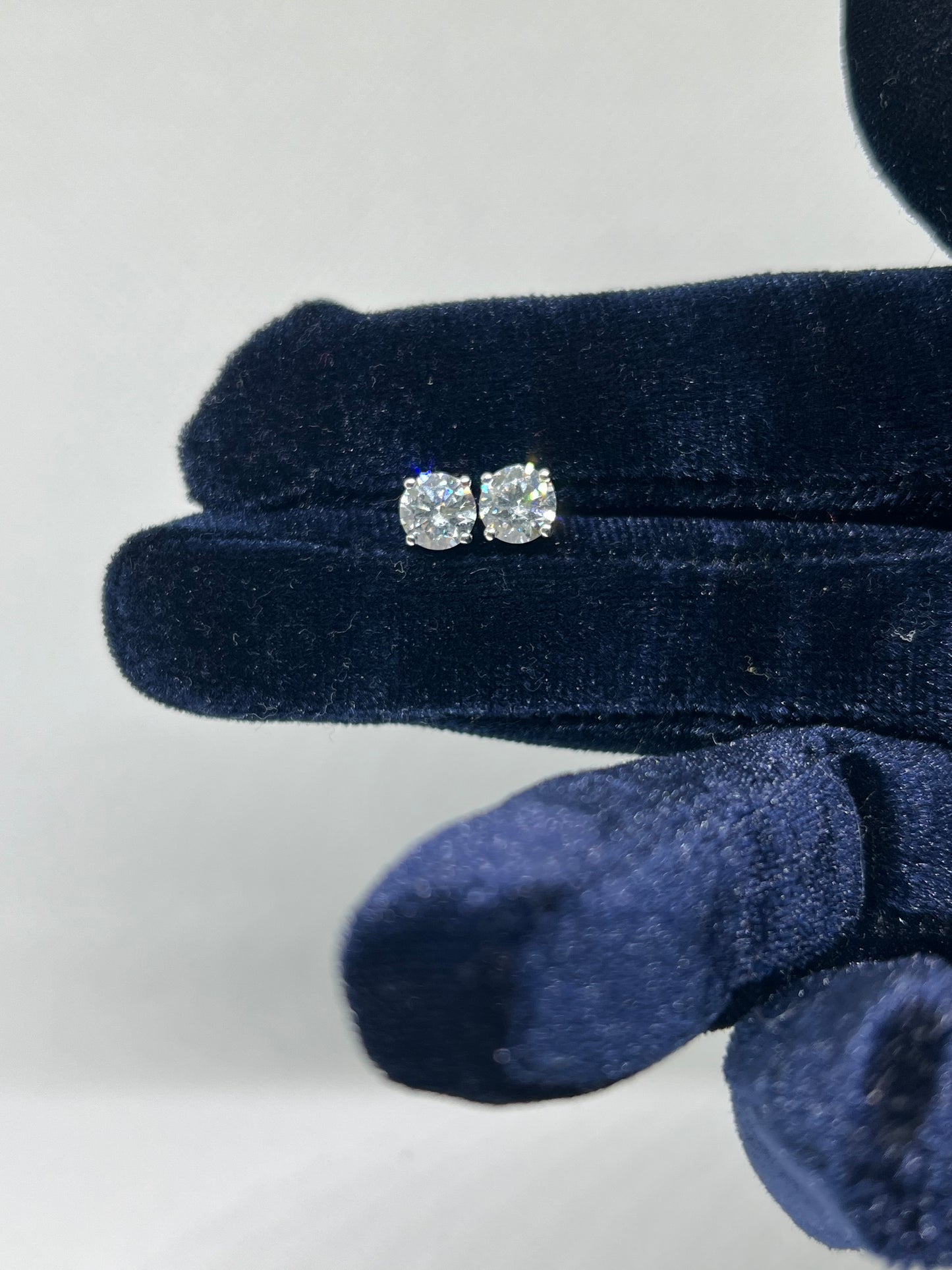 14K White Gold 2 Ct Lab Grown Diamond Earrings - IGI CERTIFIED