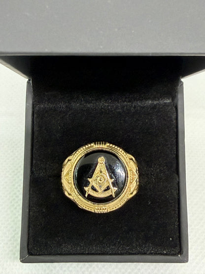 10K Solid Gold Black Onyx Masonic Ring - Size 10
