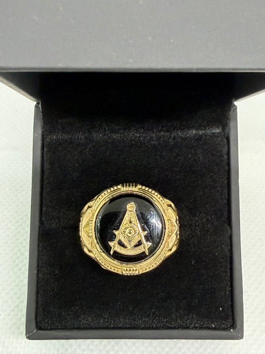 10K Solid Gold Black Onyx Masonic Ring - Size 10