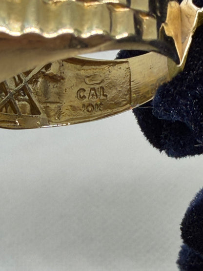 10K Solid Gold Praying Hands Ring - Size 11