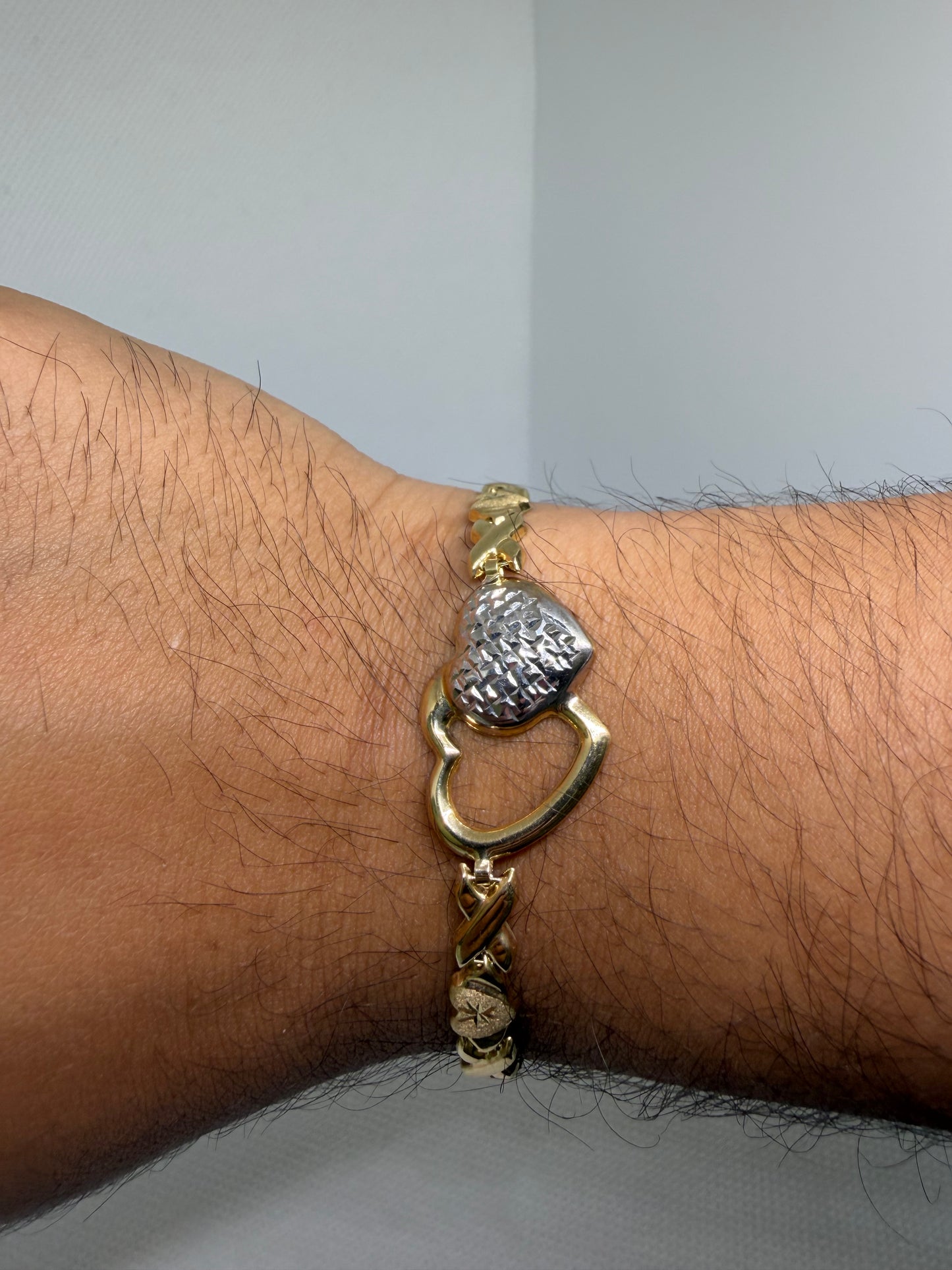10K Solid Gold Double Heart Bracelet -￼7 Inches