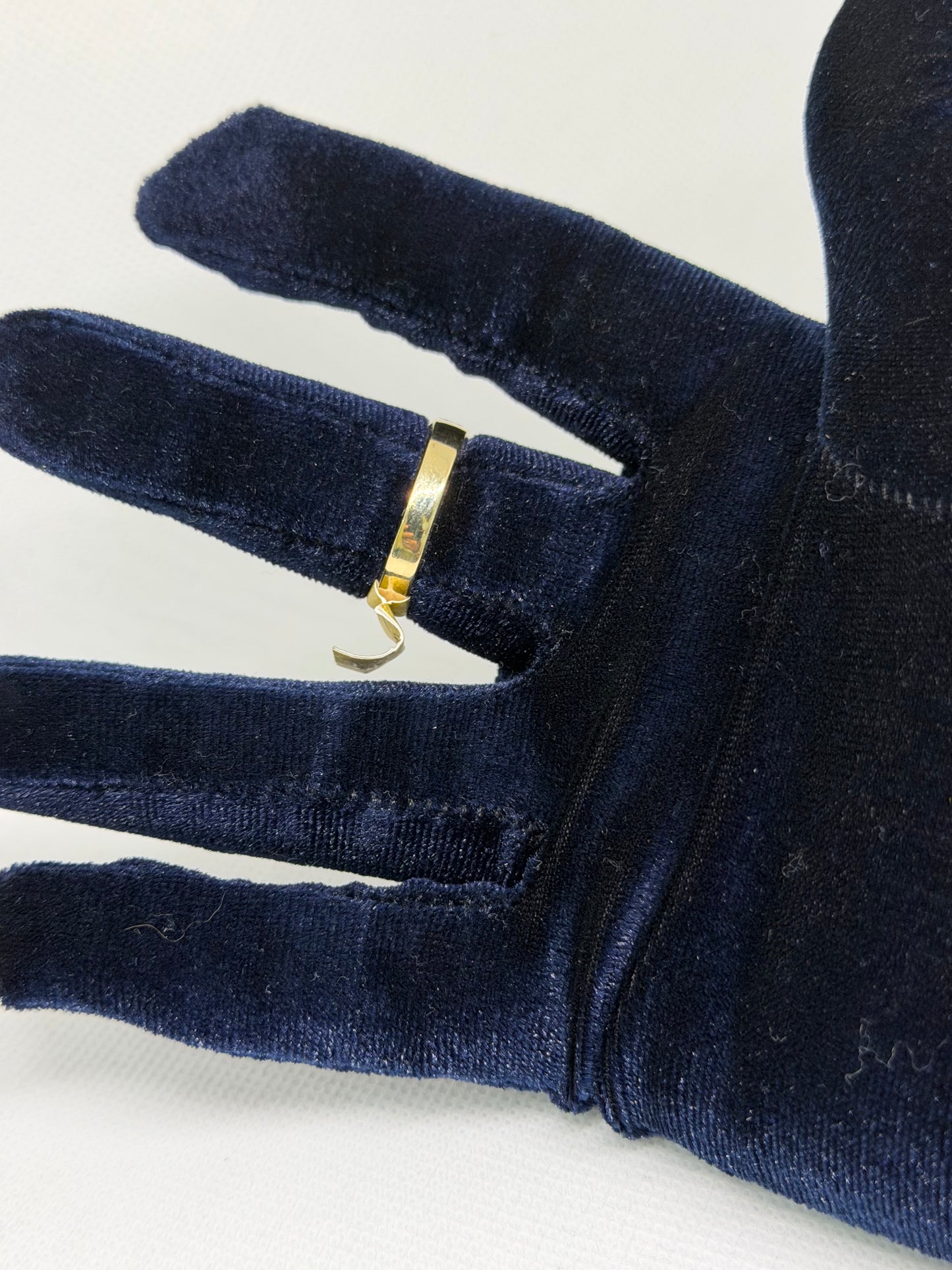 10K Solid Gold Anchor Ring - Size 11.5