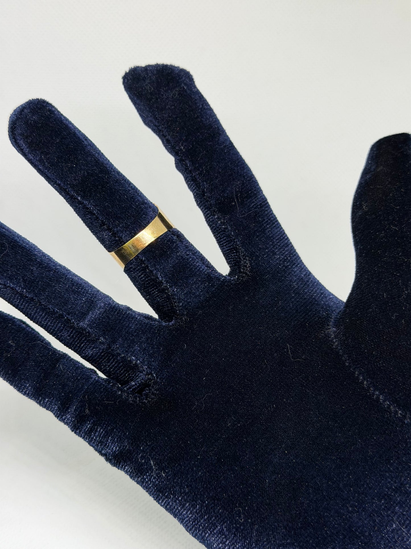 10K Solid Gold Glacier Ring - Size 10