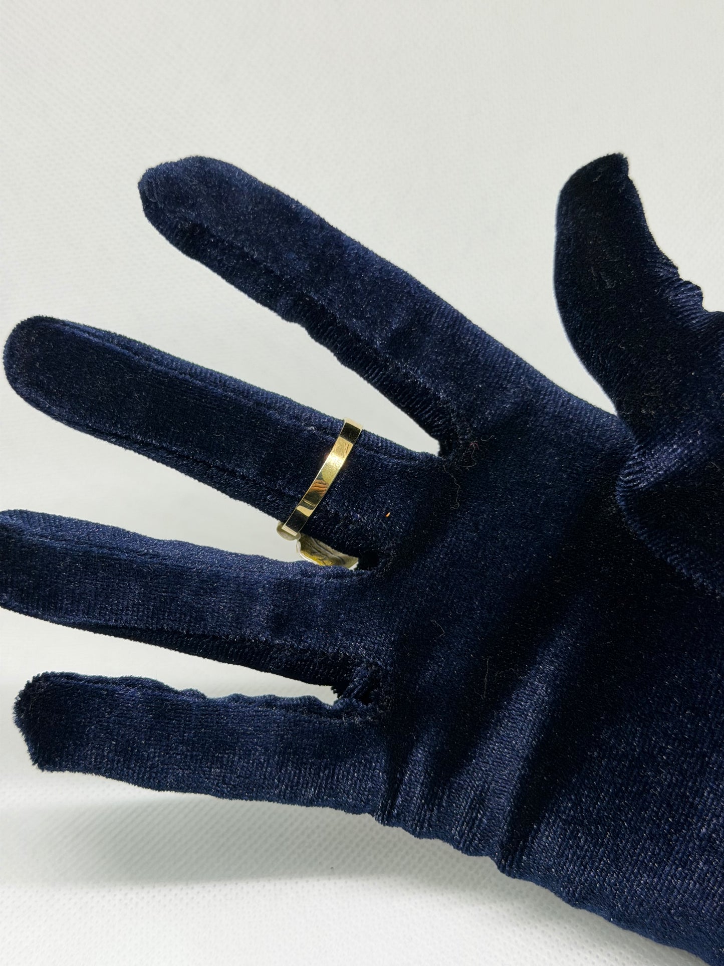 10K Solid Gold Nugget Ring - Size 10.5