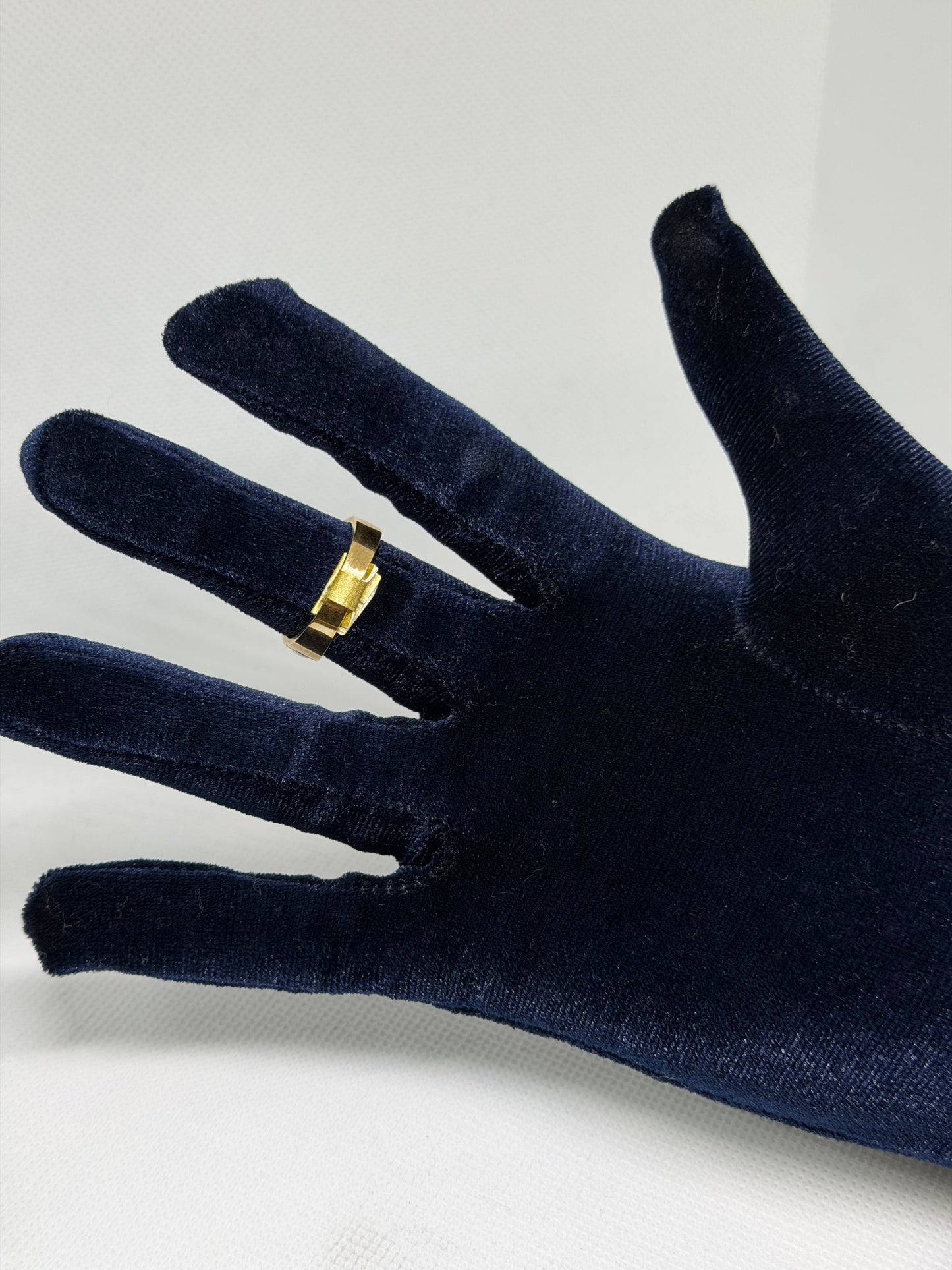 10K Solid Gold Crown Ring - Size 11