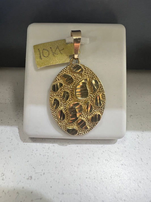 10K Gold Oval Nugget Pendant