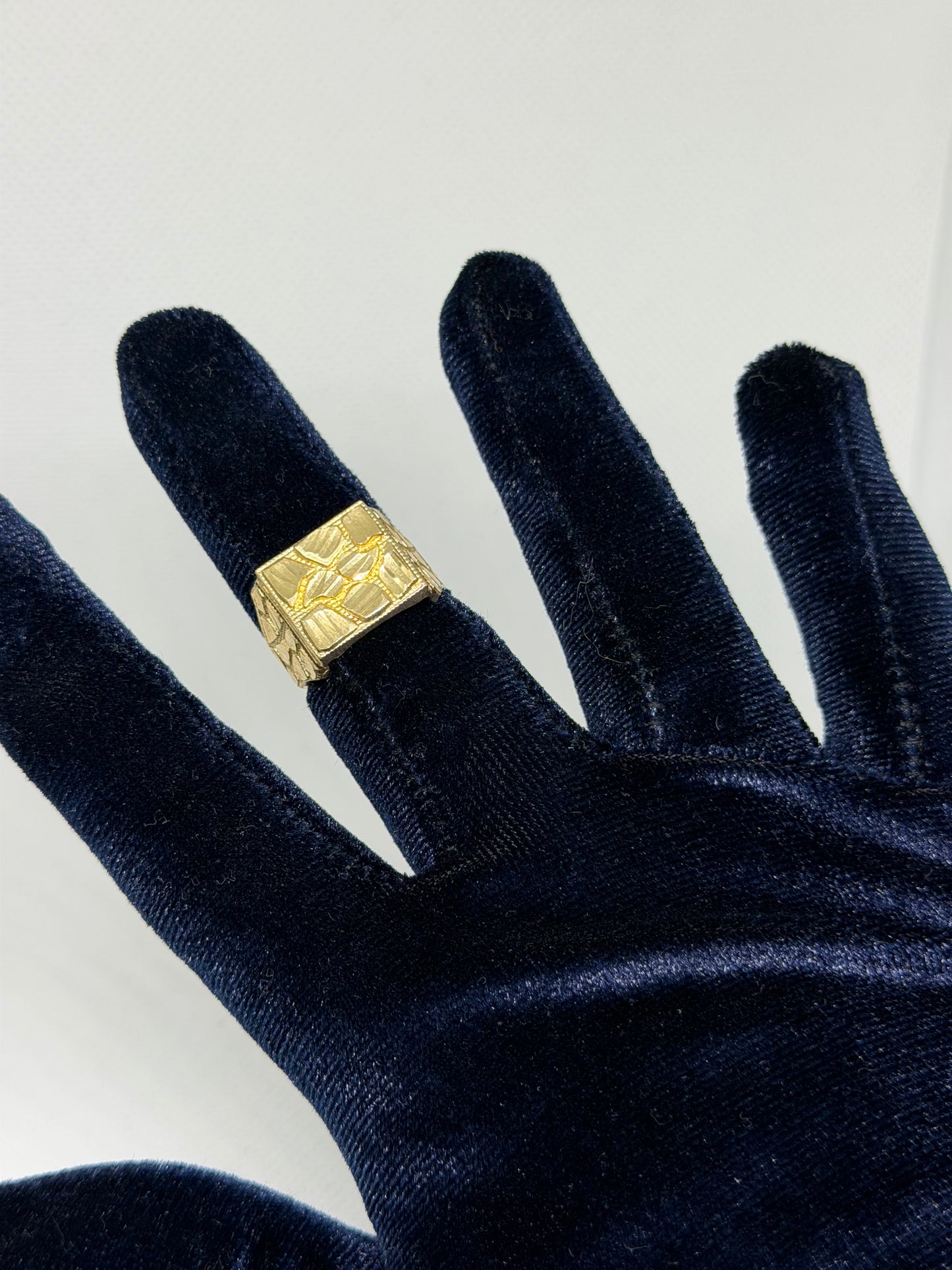 10K Solid Gold Nugget Ring - Size 9.5