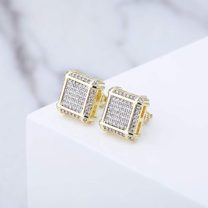 Diamond Studs in Yellow Gold