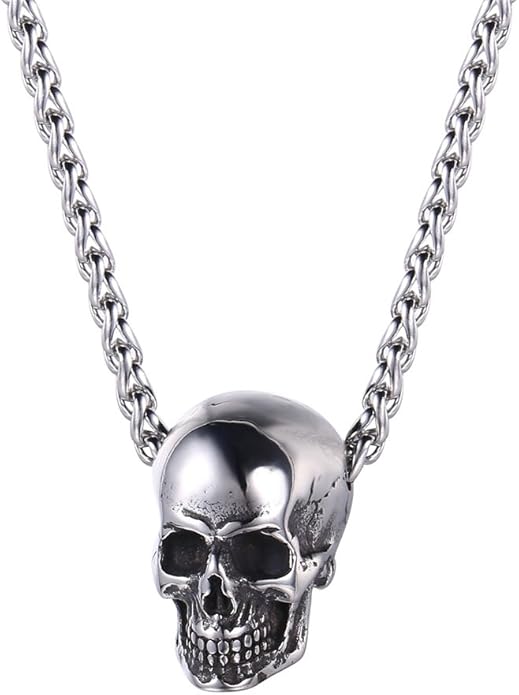 Skull Pendant in Silver