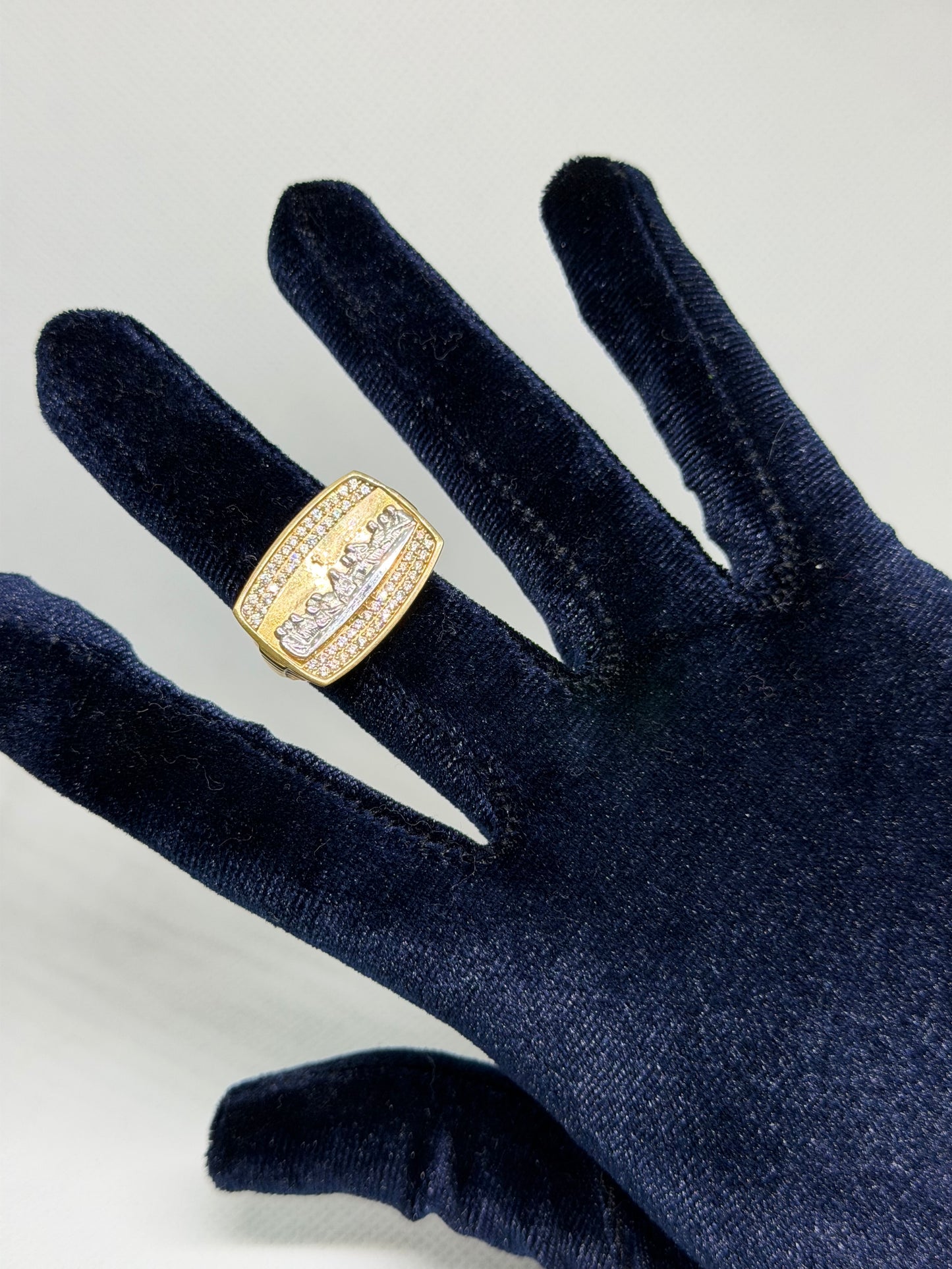 10K Solid Gold Last Supper Ring - Size 10