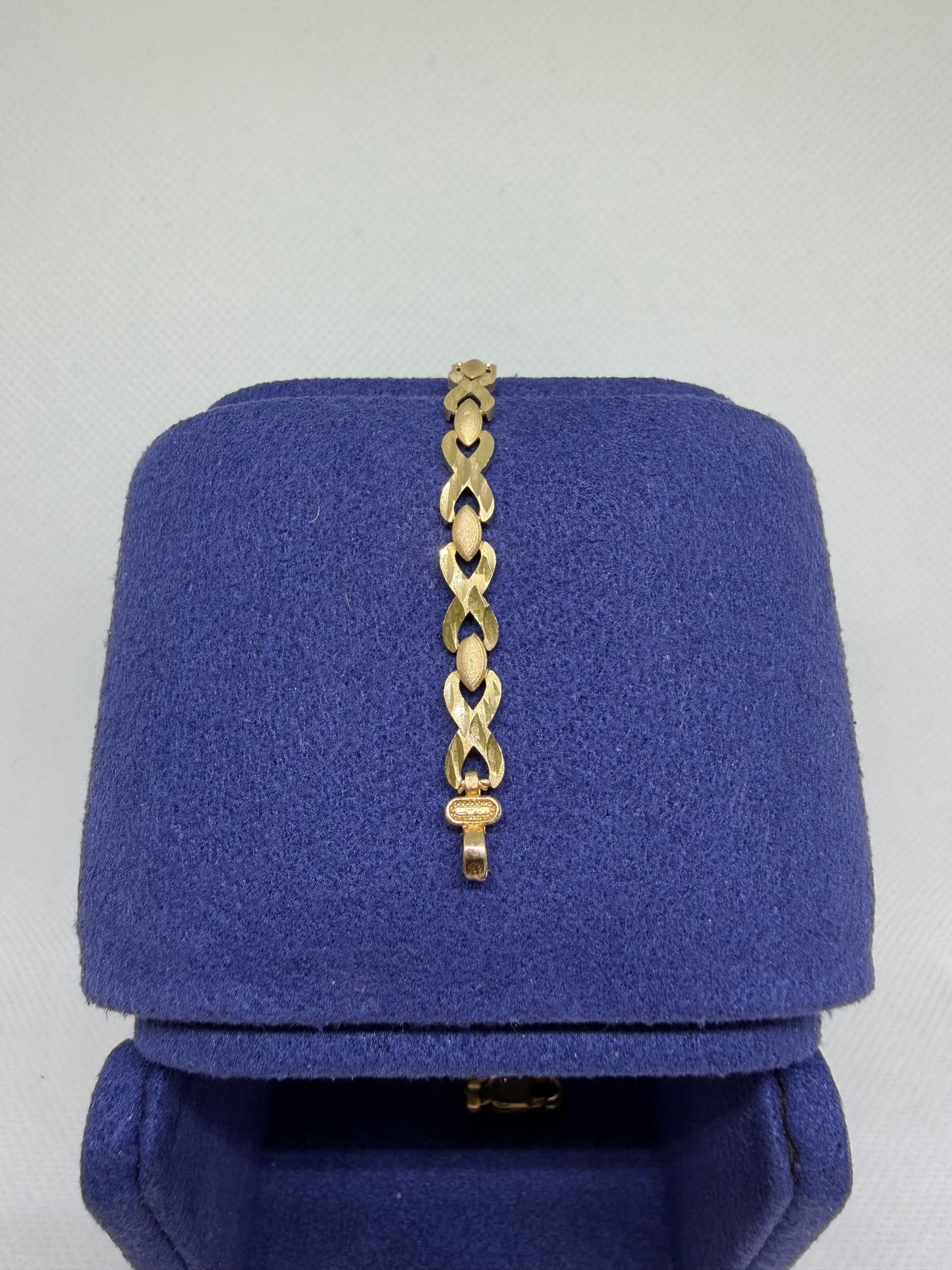 10K Solid Gold Infinity Bracelet - 7.5 Inches