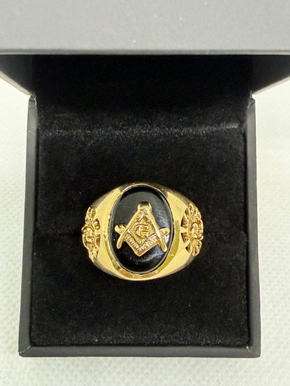 14K Solid Gold Masonic Ring Size 8