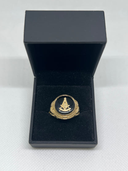 10K Solid Gold Masonic Ring - Chain Included