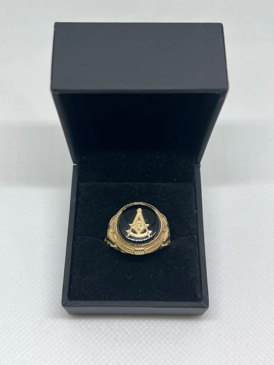 10K Solid Gold Masonic Ring - Chain Included