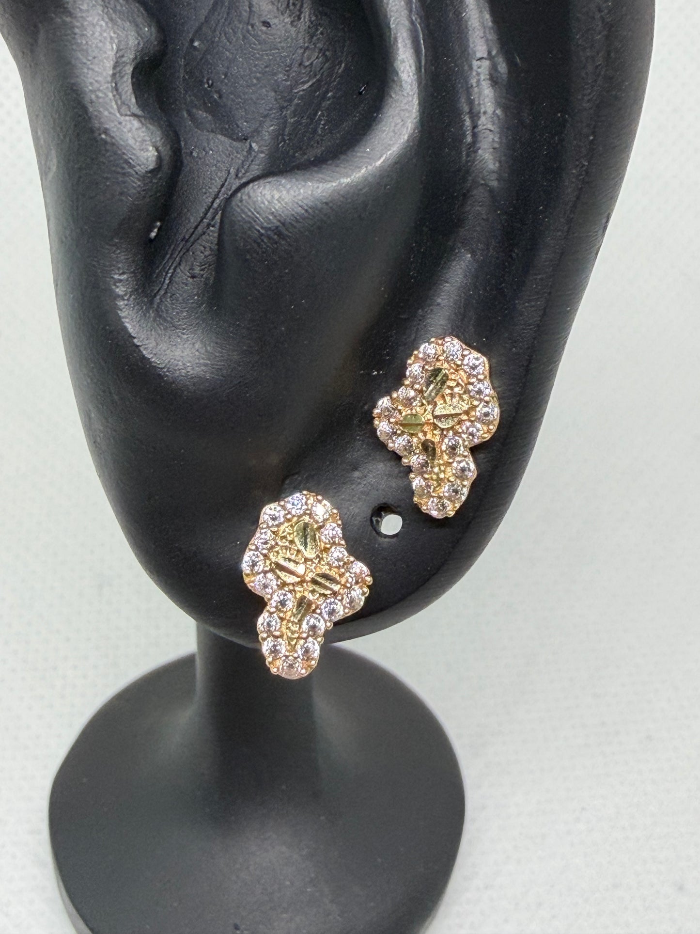 10K Glacier Cut Standard Nugget Earrings