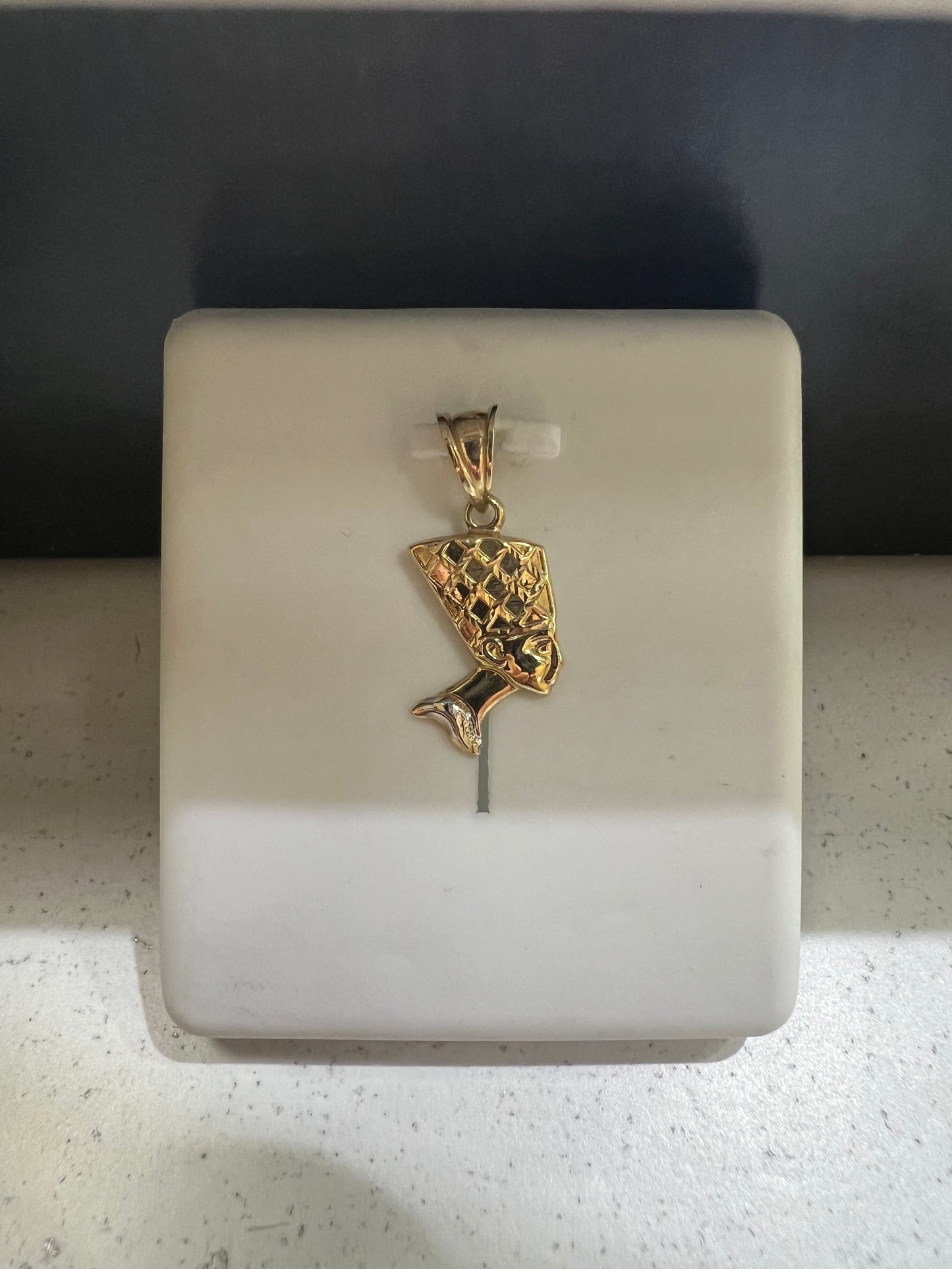10K Gold Princess Nefertiti Pendant
