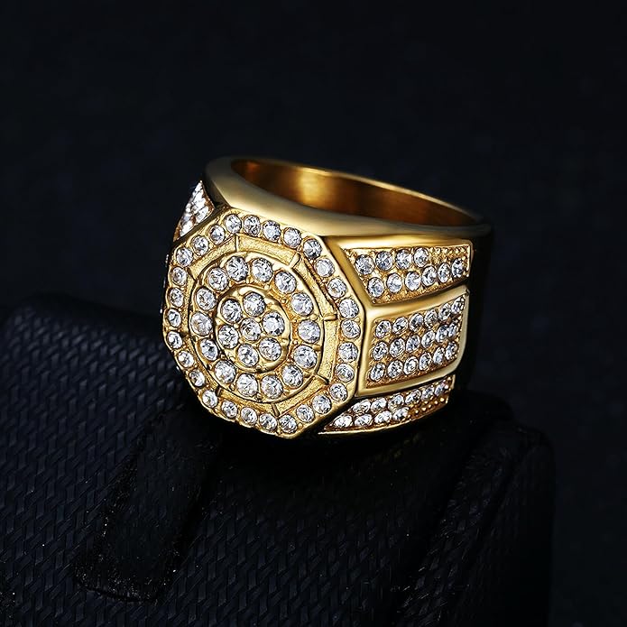 Diamond Ring in Gold