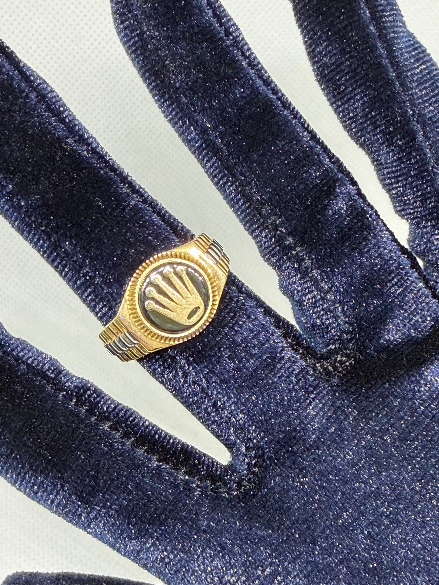 10K Solid Gold Crown Ring - Size 11