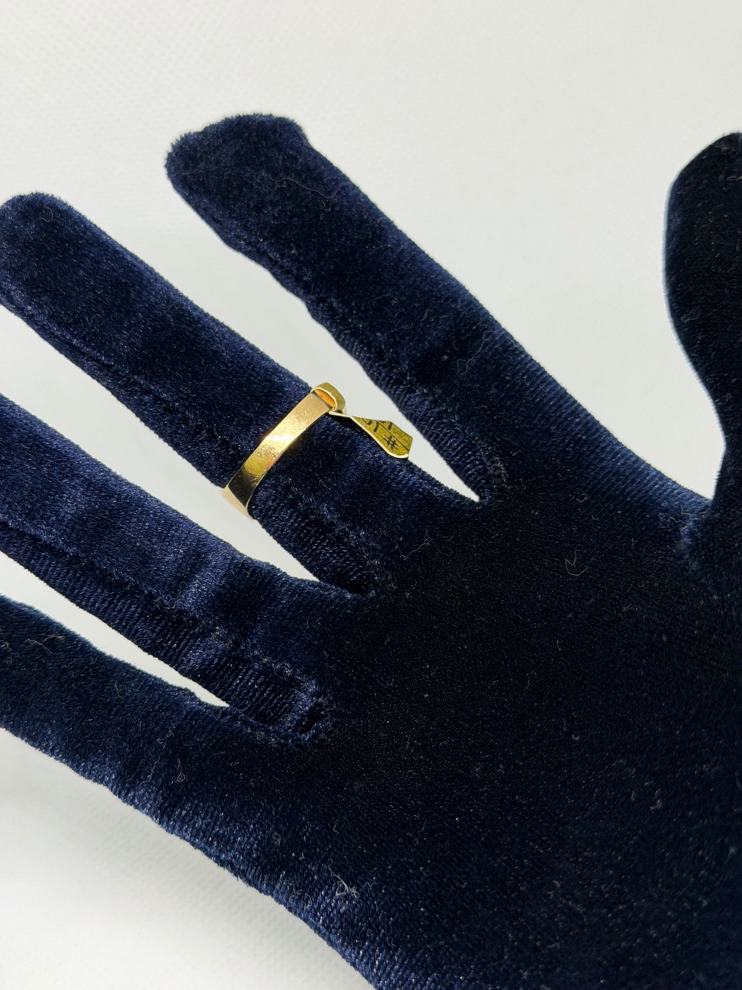 10K Solid Gold 3 Stone Glacier Ring - Size 10