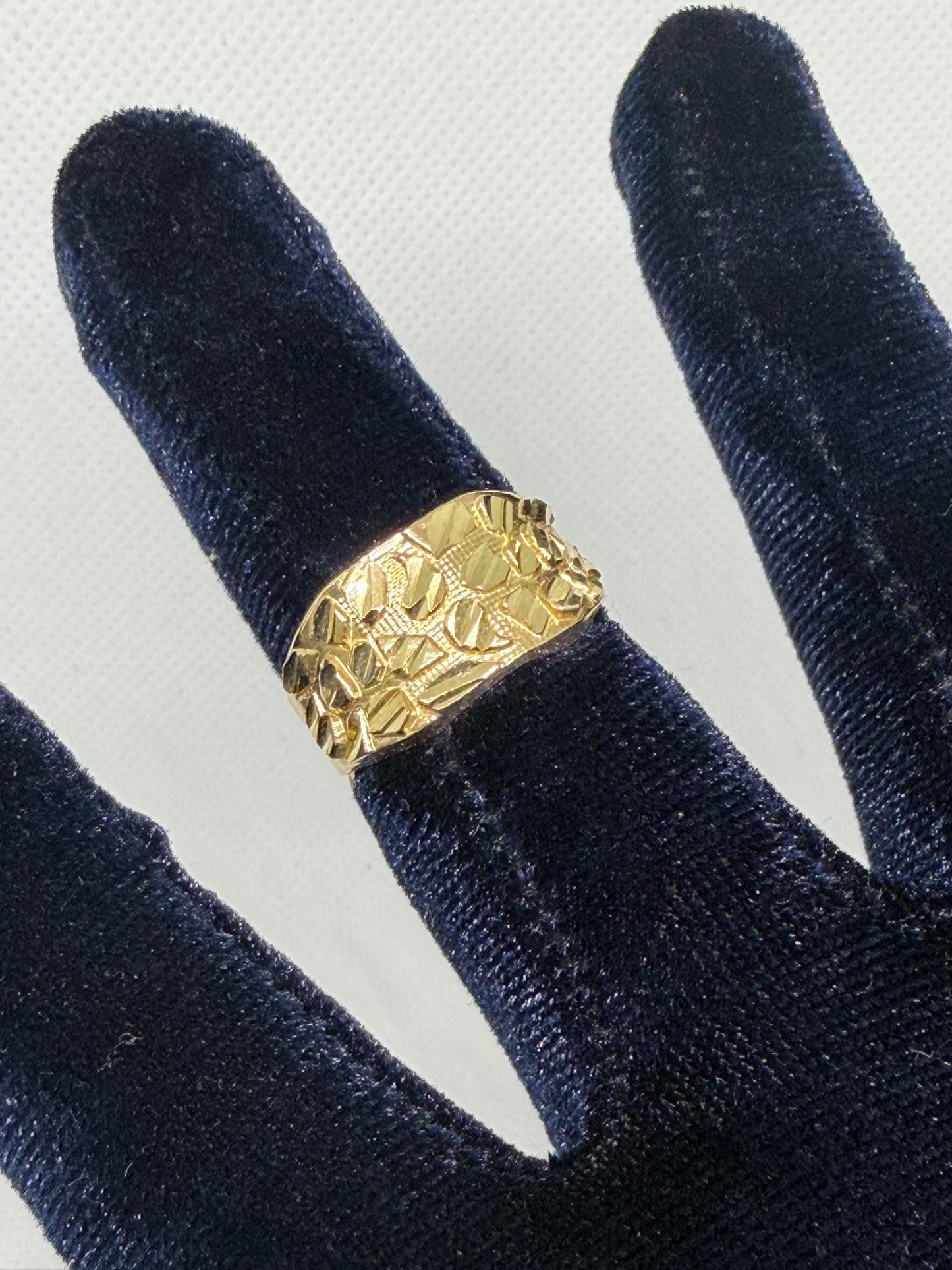 10K Solid Gold Nugget Earring - Size 9