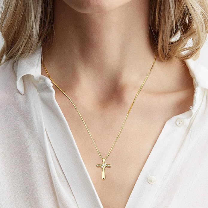 Diamond Cross in Yellow Gold