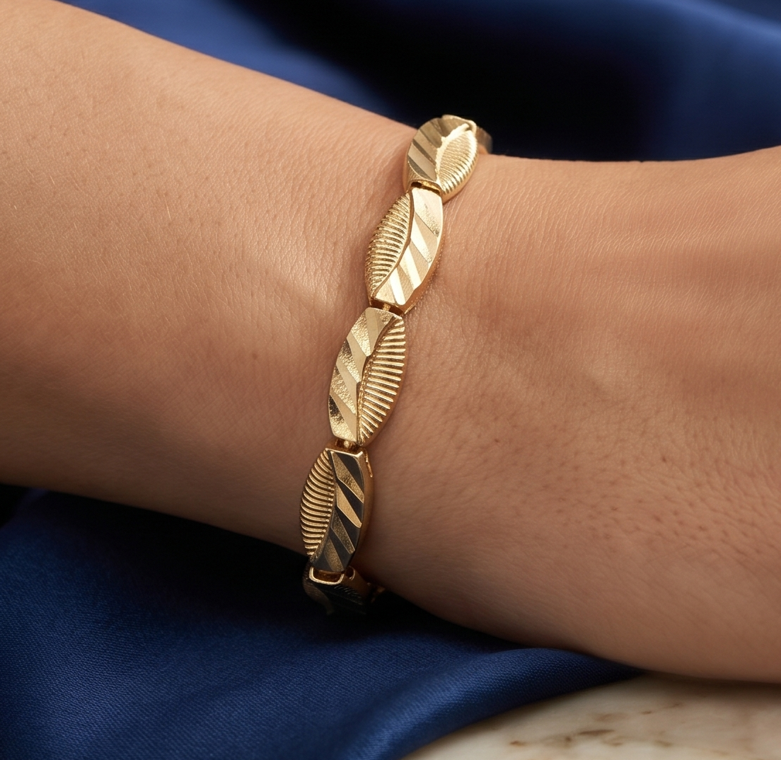 10K Solid Gold Flow Bracelet - 7.5 Inches