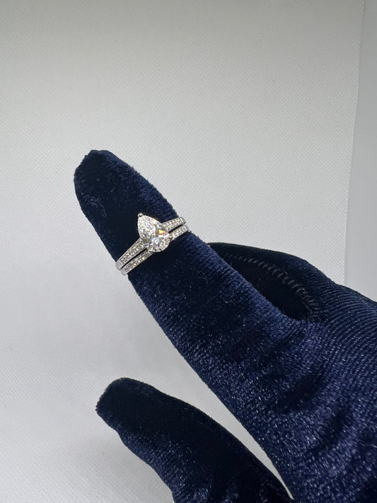 DC CERTIFIED Lab Grown Pear Cut Diamond Bridal Set