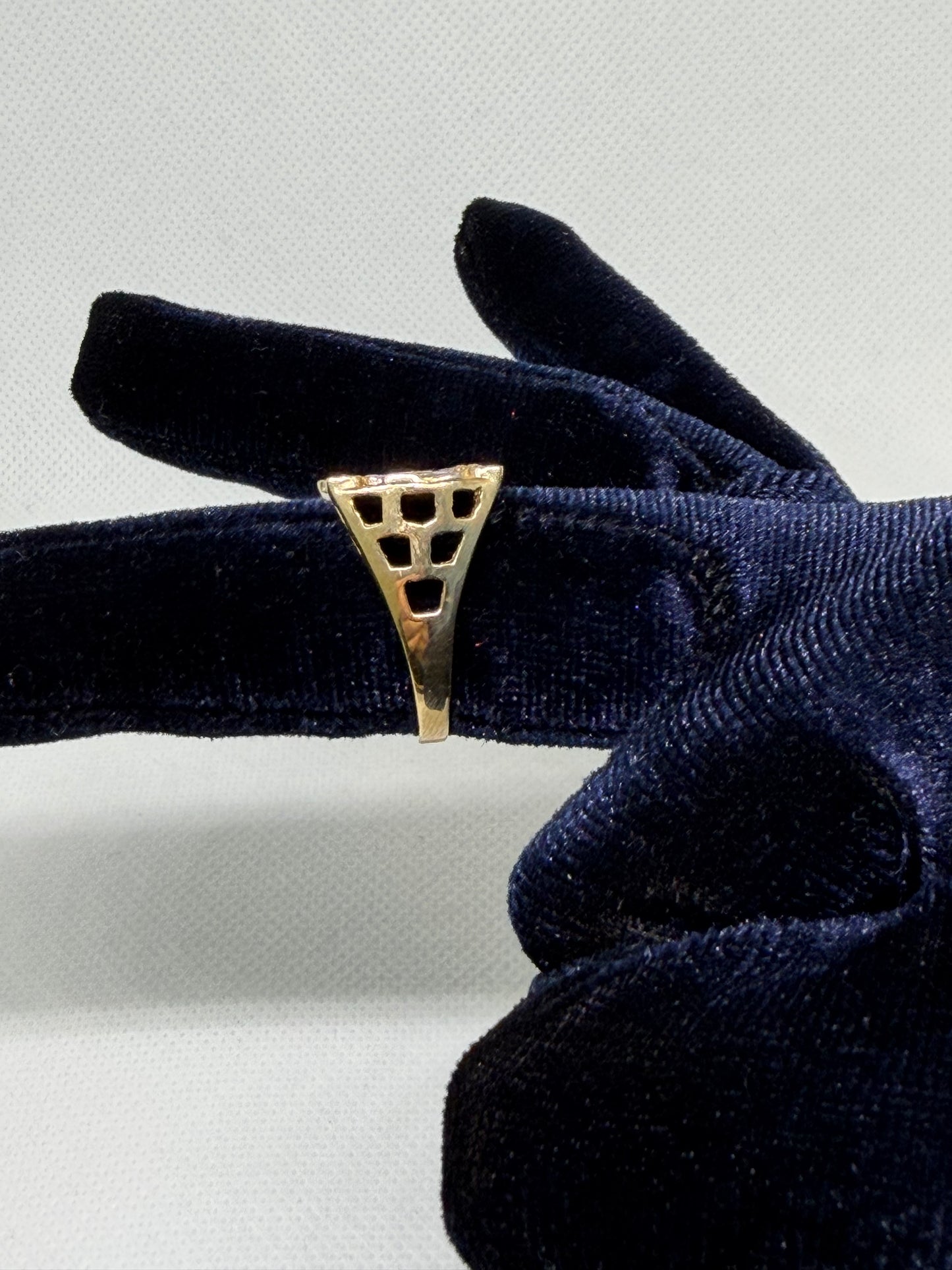 10K Solid Gold Last Supper Ring - Size 10.5