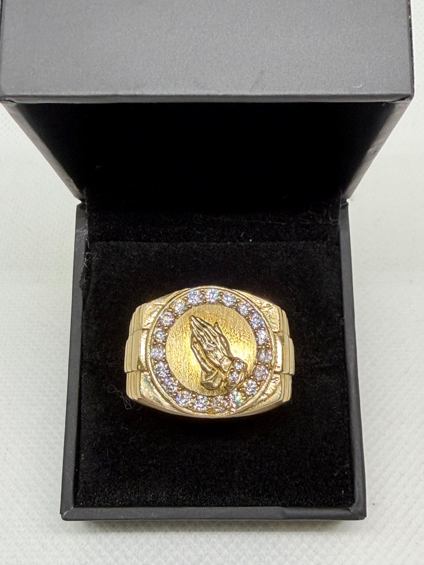 10K Solid Gold Praying Hands Ring - Size 11