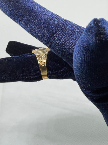 10K Solid Gold Glacier Stone Ring - Size 11