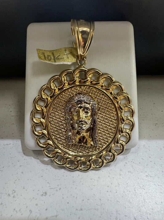 10K Gold Jesus Head Circle Pendant