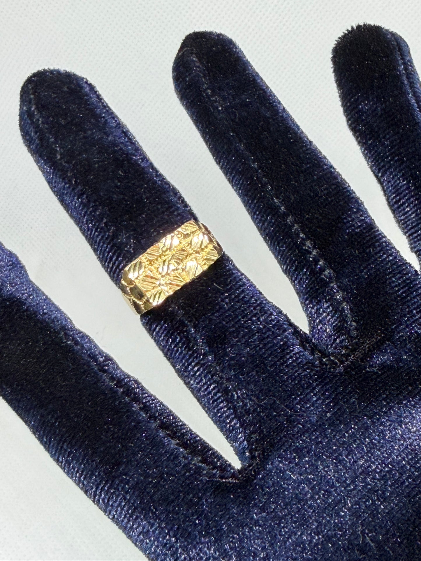 10K Solid Gold Nugget Ring - Size 7