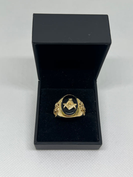 10K Solid Gold Masonic Ring - Chain Included