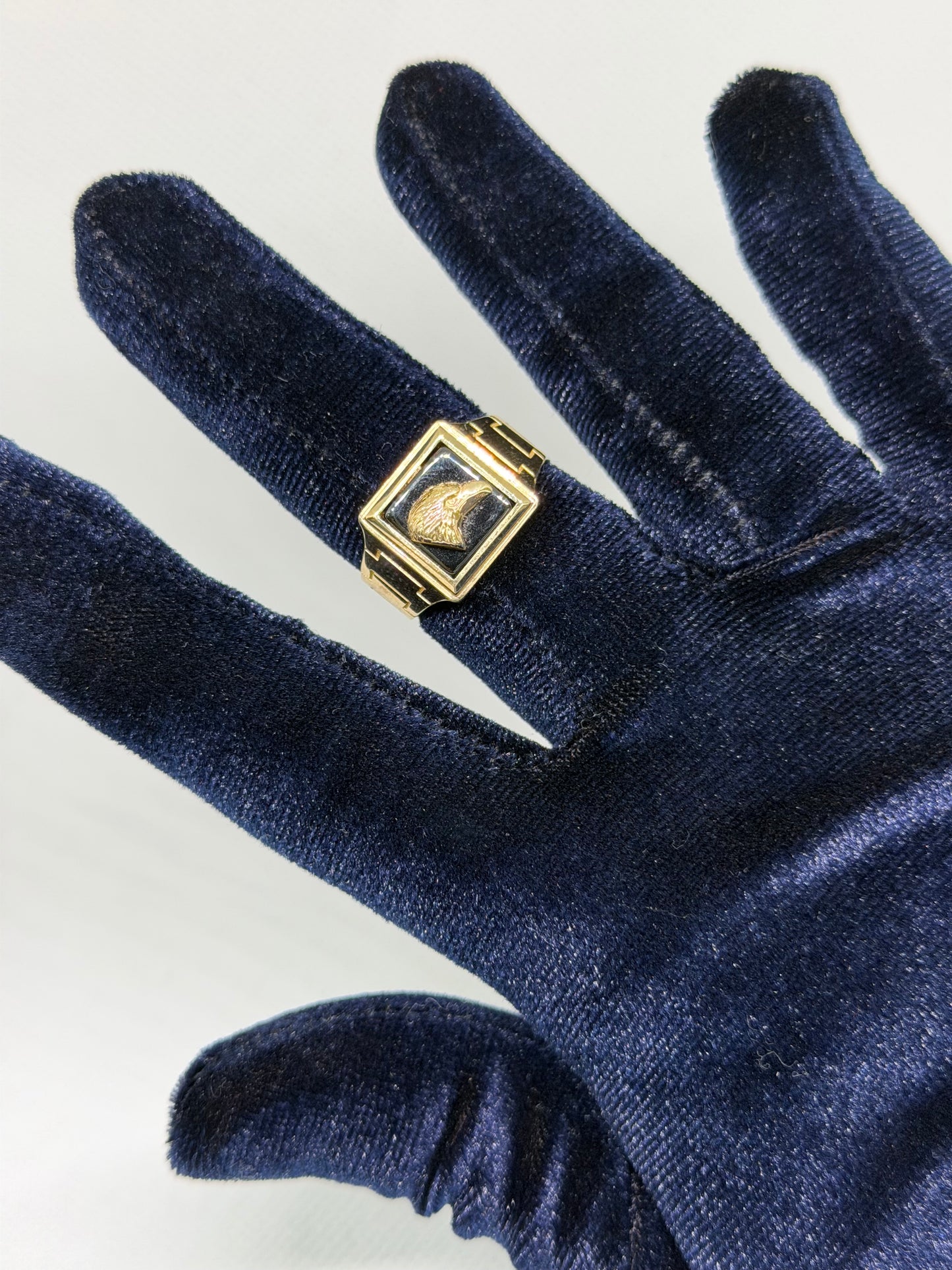 10K Solid Gold Eagle Ring a Size 11