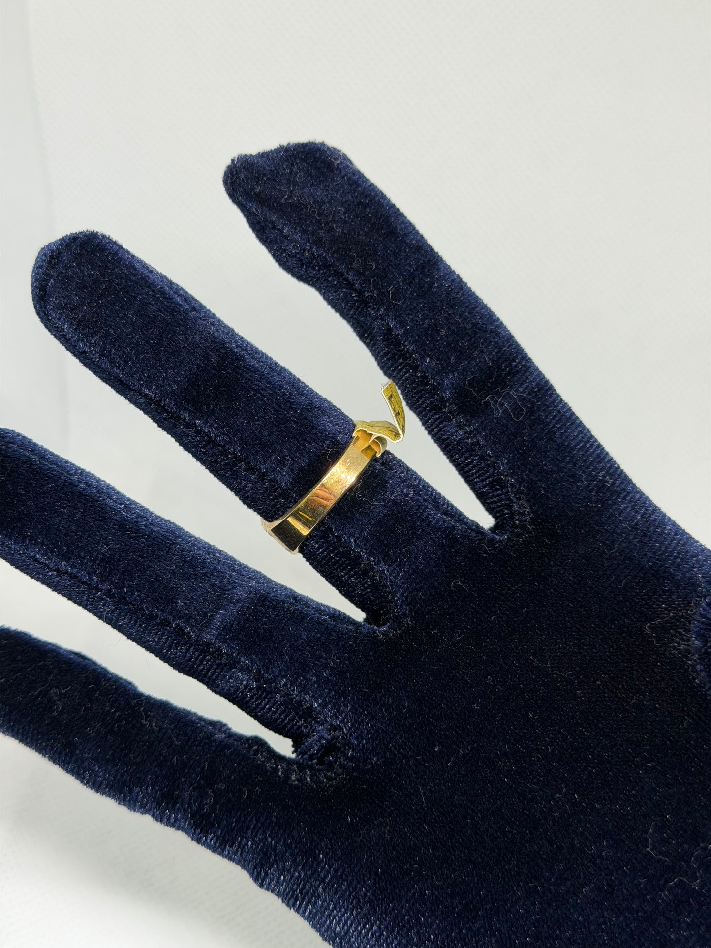 10K Solid Gold Jesus Head Ring - Size 10.5