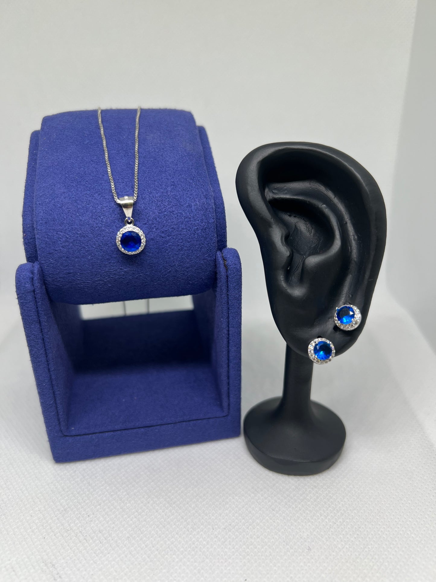 Sterling Silver Sapphire Circle Earring and Pendant Set