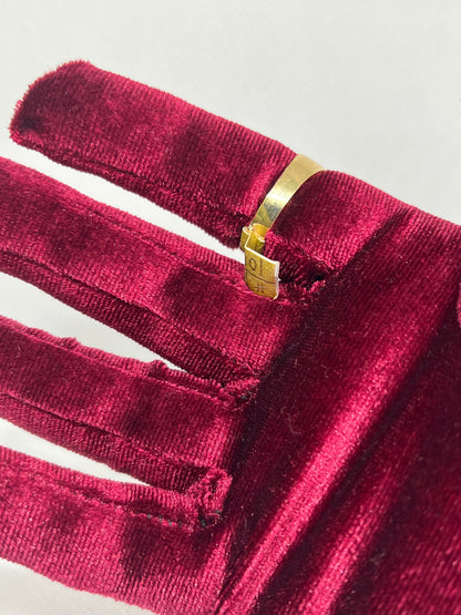 10K Solid Gold Star Ring - Chain Included